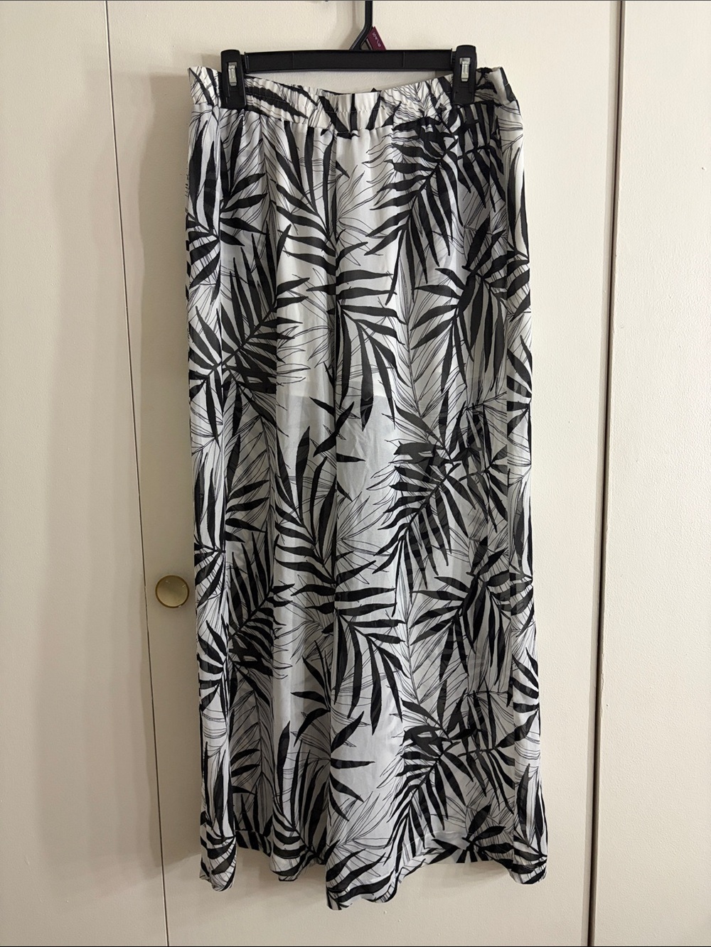 Black & White Palm Leaf Maxi Skirt – Casual Women's Skirt
